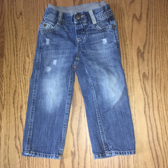 Osh Kosh 2T distressed jeans - Picture 1 of 6